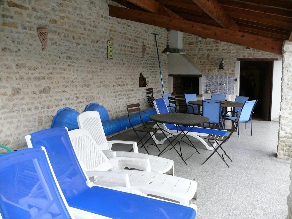 Le Clos De La Vigne Μοντρέιγ Εξωτερικό φωτογραφία